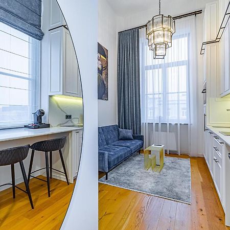 Ministerija Loft Apartment With Parking & Ac 考纳斯 外观 照片