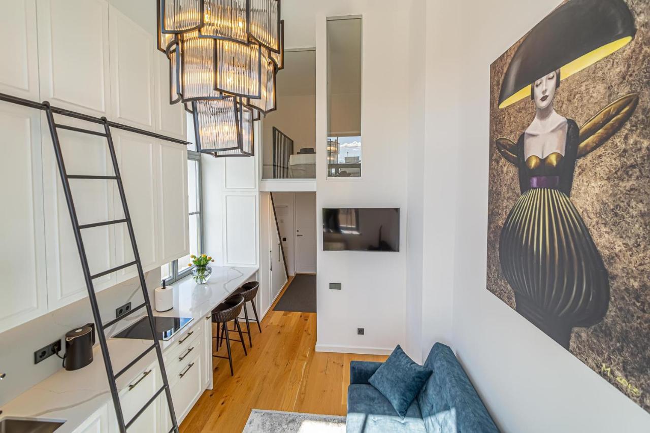 Ministerija Loft Apartment With Parking & Ac 考纳斯 外观 照片