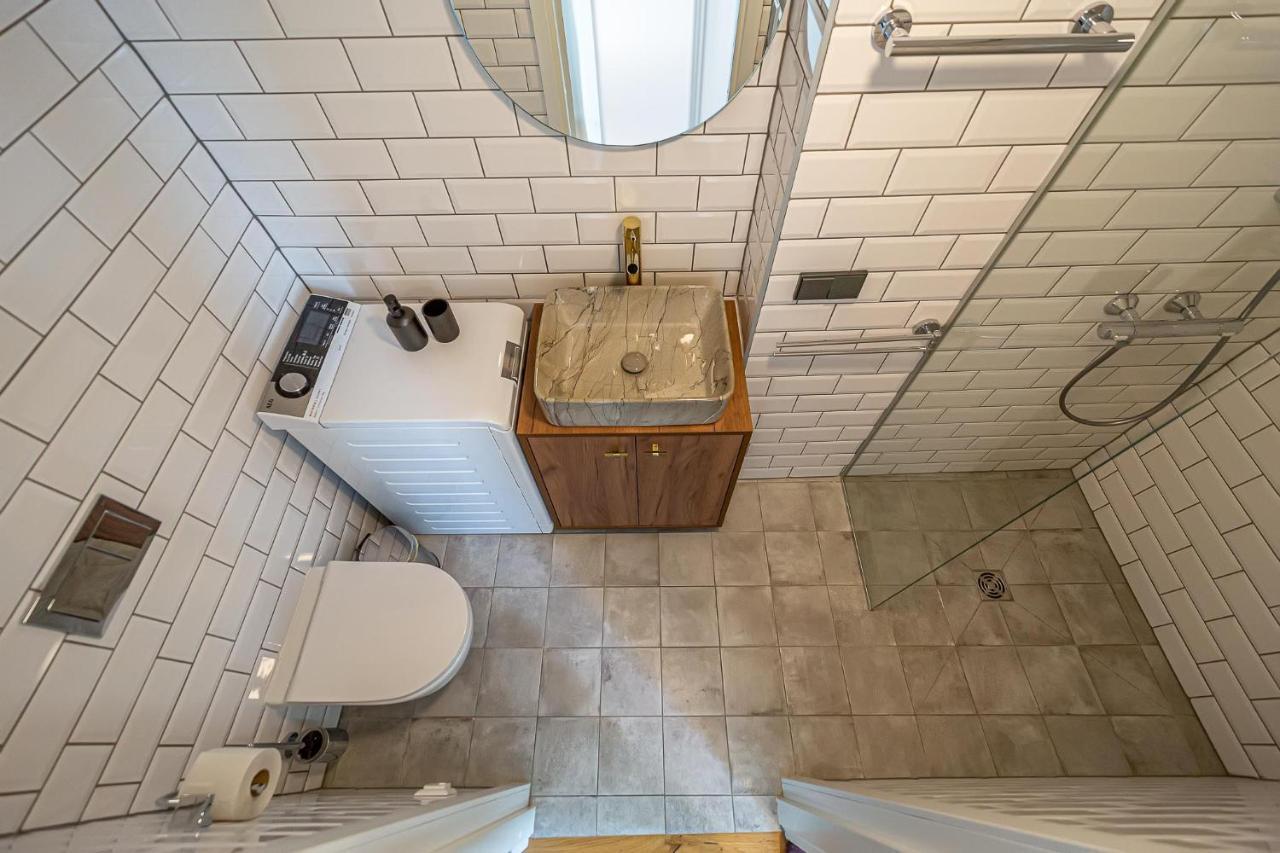 Ministerija Loft Apartment With Parking & Ac 考纳斯 外观 照片
