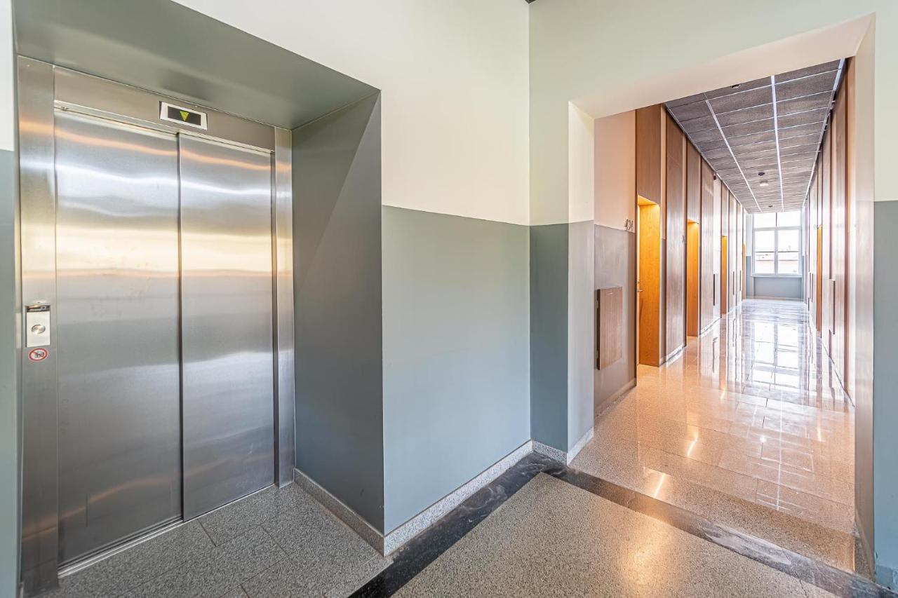 Ministerija Loft Apartment With Parking & Ac 考纳斯 外观 照片